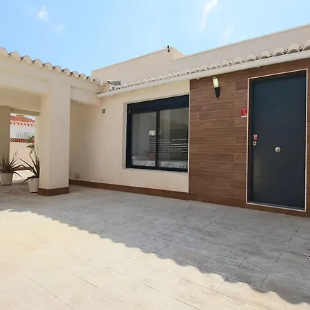 Villa Pink Lagoon Torrevieja